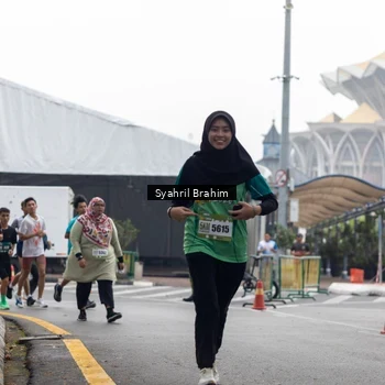 Runner Photo 8567704