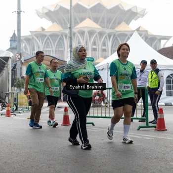 Runner Photo 8567859