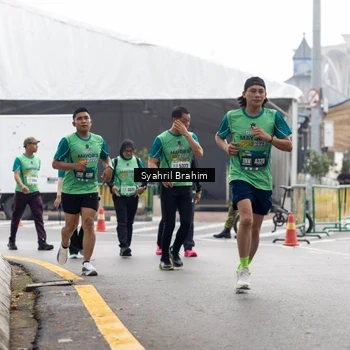 Runner Photo 8567874