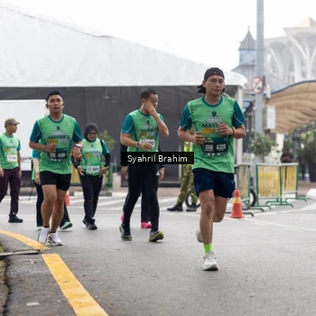 Runner Photo 8567880