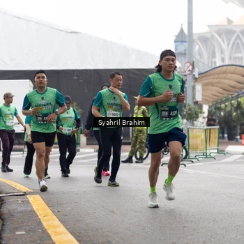 Runner Photo 8567881