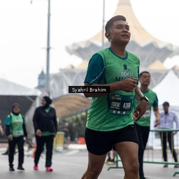 Runner Photo 8567890