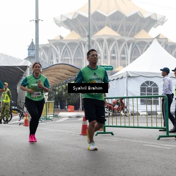 Runner Photo 8567910