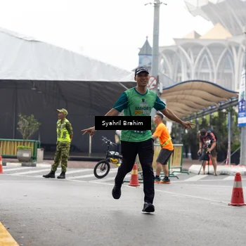 Runner Photo 8568010