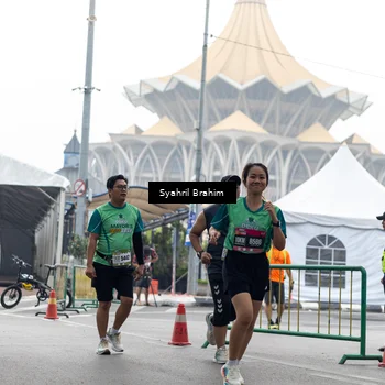 Runner Photo 8568084