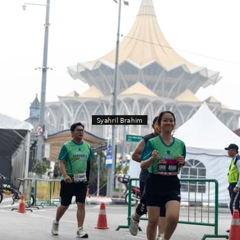 Runner Photo 8568098