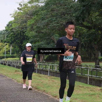 Runner Photo 8568366