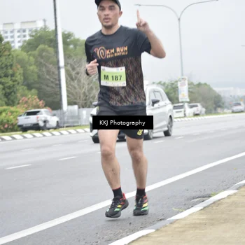 Runner Photo 8568377