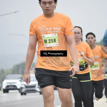 Runner Photo 8568423