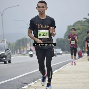 Runner Photo 8568563