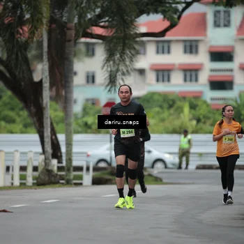 Runner Photo 8568575