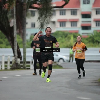 Runner Photo 8568590