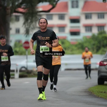 Runner Photo 8568612