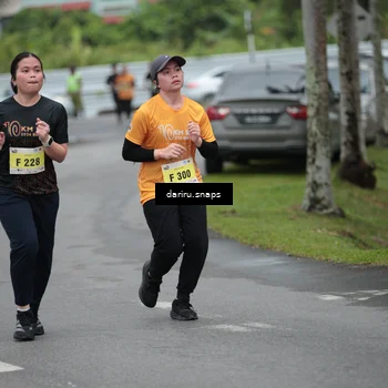 Runner Photo 8568641