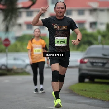 Runner Photo 8568665