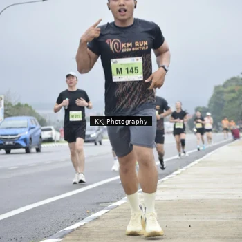 Runner Photo 8568669