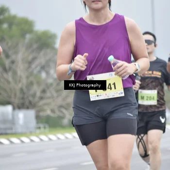 Runner Photo 8568676