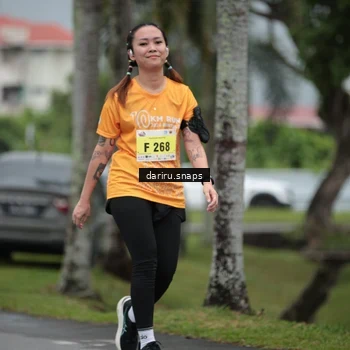 Runner Photo 8568716