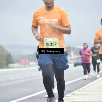 Runner Photo 8568883