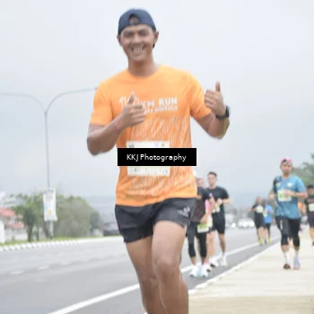 Runner Photo 8568887
