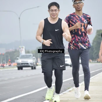 Runner Photo 8568931