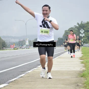 Runner Photo 8568978