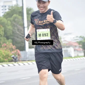 Runner Photo 8569020
