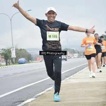Runner Photo 8569052