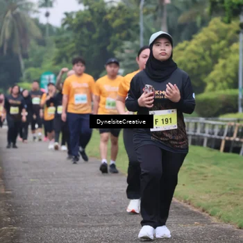 Runner Photo 8569070