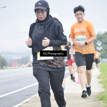 Runner Photo 8569075