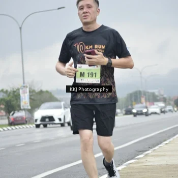 Runner Photo 8569158