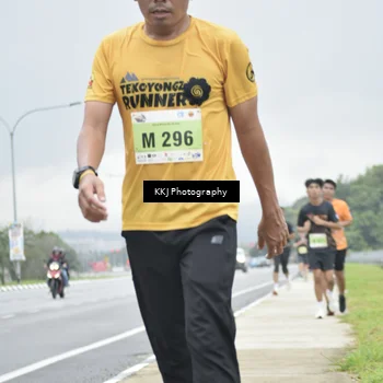 Runner Photo 8569201