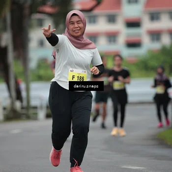 Runner Photo 8569203