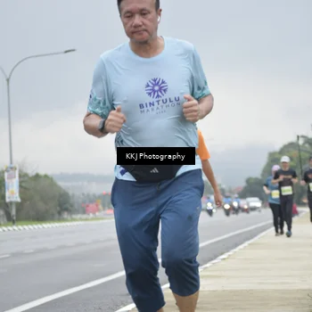 Runner Photo 8569233