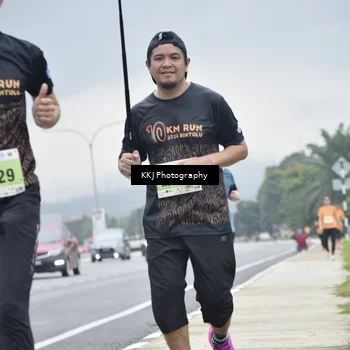 Runner Photo 8569246