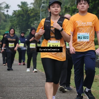 Runner Photo 8569272