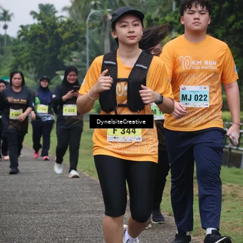 Runner Photo 8569276