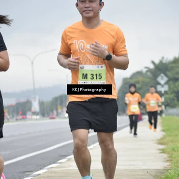 Runner Photo 8569325