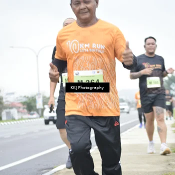 Runner Photo 8569592