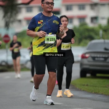Runner Photo 8569690