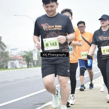 Runner Photo 8569696