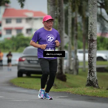 Runner Photo 8569756