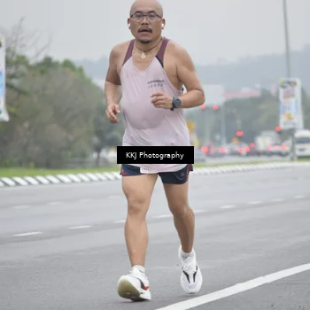 Runner Photo 8569873