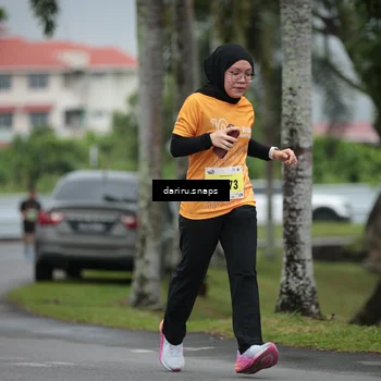 Runner Photo 8569884