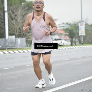 Runner Photo 8569891