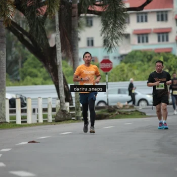 Runner Photo 8569968
