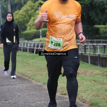 Runner Photo 8570102