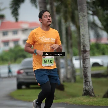 Runner Photo 8570104
