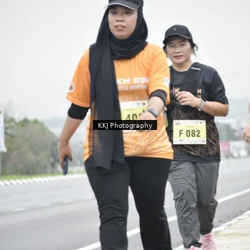Runner Photo 8570106