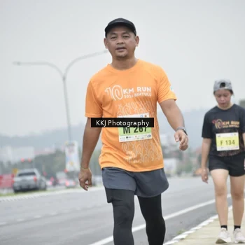 Runner Photo 8570115